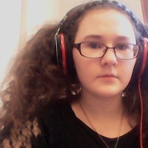 Meet your Posher, Makayla